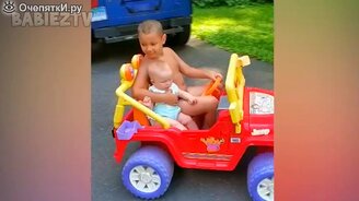 Приколы с детьми на воздухе - смотреть видео (2:36)