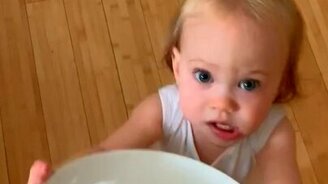 Оладушек-миротворец - смотреть видео (0:11)