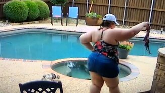 Внезапный плюх - смотреть видео (0:40)