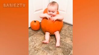 Смешные пухленькие детки - смотреть видео (5:53)