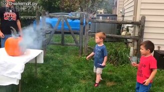 Смешные детки на улице - смотреть видео (2:29)