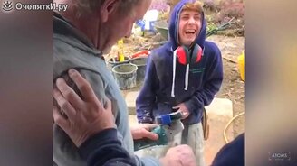 Рабочий день не задался - смотреть видео (8:42)