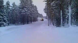 Чистка снега по-фински - смотреть видео (0:40)