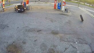 Изысканное ДТП - смотреть видео (0:52)