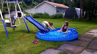 Весёлые моменты с детьми и водой - смотреть видео (7:51)