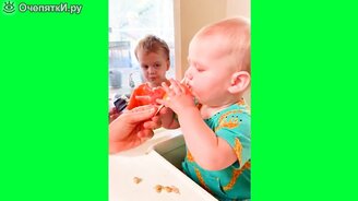 Малыши впервые пробую на вкус - смотреть видео (2:55)