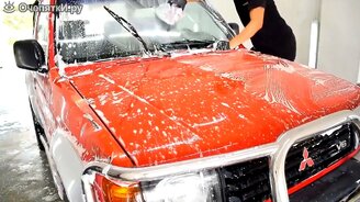 Глубокая чистка автомобиля - смотреть видео (8:33)