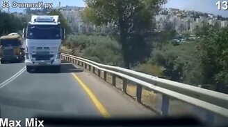 Когда фура выезжает на встречку - смотреть видео (7:12)