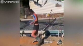 Курьёзы в рабочее время в рабочем месте - смотреть видео (8:09)