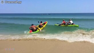 Смешные падения, столкновения и казусы на воде - смотреть видео (8:01)