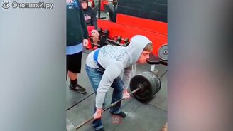 Пойманные на камеру курьёзы - смотреть видео (9:51)