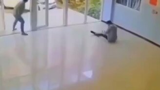 Не смейся над чужой болью - смотреть видео (0:24)