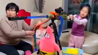 Пулемёт для внучки - смотреть видео (0:07)