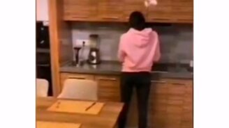 Когда не повезло с хозяйкой - смотреть видео (0:14)