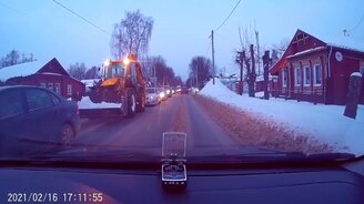 Добрый тракторист - смотреть видео (0:23)