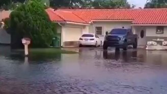 Когда ты - заядлый рыбак - смотреть видео (0:17)