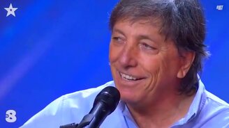 Редкое умение насвистывать мелодию - смотреть видео (1:20)