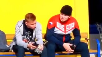 Когда нужно сидеть на двух диетах - смотреть видео (0:11)