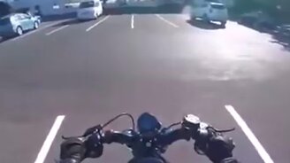 Остерегайся дураков на дороге! - смотреть видео (0:58)