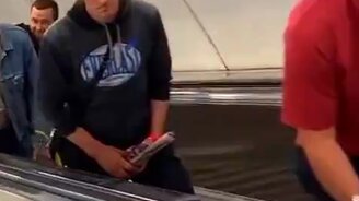 Как сделать, чтобы все улыбнулись - смотреть видео (0:11)