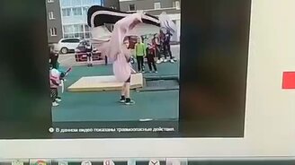 Горе-трюкач в квартире - смотреть видео (0:09)