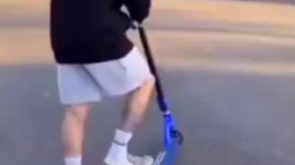 Крутое сальто на самокате - смотреть видео (0:08)