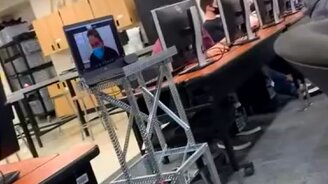 Удалённая работа вышла на новый уровень - смотреть видео (0:24)