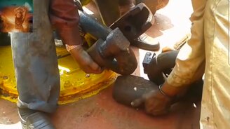 Как соеденяют якорную цепь - смотреть видео (2:06)