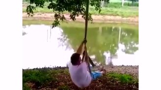 Заиграло детство внутри - смотреть видео (0:16)