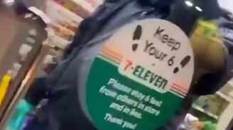 Крышка кастрюли вместо маски - смотреть видео (0:12)