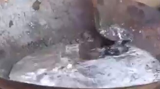 Ремонт радиатора грузовика - смотреть видео (4:59)