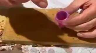 Колем орехи просто - смотреть видео (0:09)