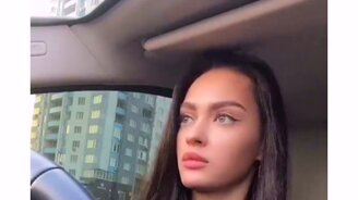 Поморгай ему! - смотреть видео (0:14)