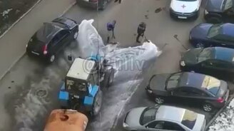 Как моют улицы - смотреть видео (0:55)