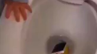 Сыновья экспериментируют с техникой - смотреть видео (0:31)