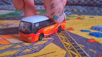 Разные игрушечные машинки - смотреть видео (10:09)