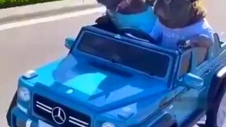 Братки на Геленвагене - смотреть видео (0:11)