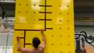 Пошёл против гравитации - смотреть видео (0:45)