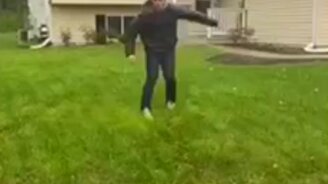 Скользкий тип - смотреть видео (0:19)