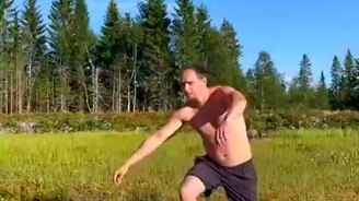 Прогулка по болоту - смотреть видео (0:06)