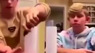 Со старшим братом не соскучишься - смотреть видео (0:20)