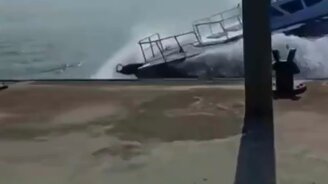 Мощно пришвартовался - смотреть видео (0:06)