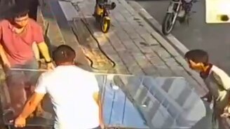 Нежданная помощница - смотреть видео (0:14)