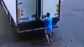 Зачем крепить груз - смотреть видео (0:14)