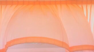 Танец занавески на ветру - смотреть видео (2:34)