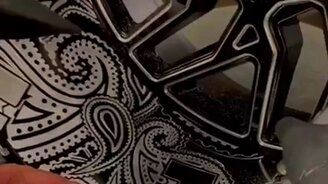 Диски по цене автомобиля - смотреть видео (1:00)