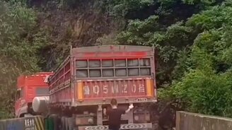 Пятая нога для прицепа - смотреть видео (0:30)