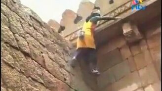 Без страховки по скалам - смотреть видео (1:25)