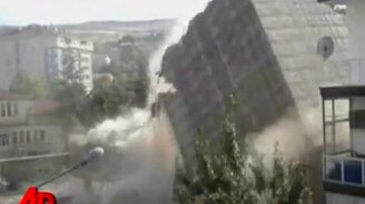 Крепкое здание - смотреть видео (0:43)