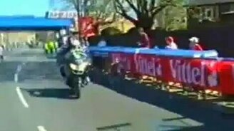 Не дотерпела до финиша - смотреть видео (0:10)